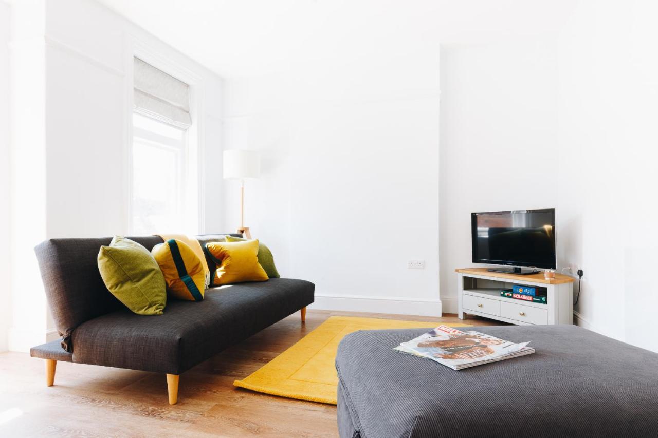 South Street Apartments Чичестер Экстерьер фото