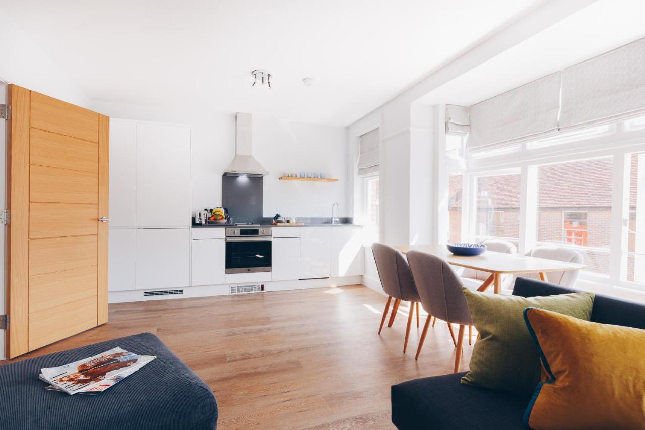 South Street Apartments Чичестер Экстерьер фото