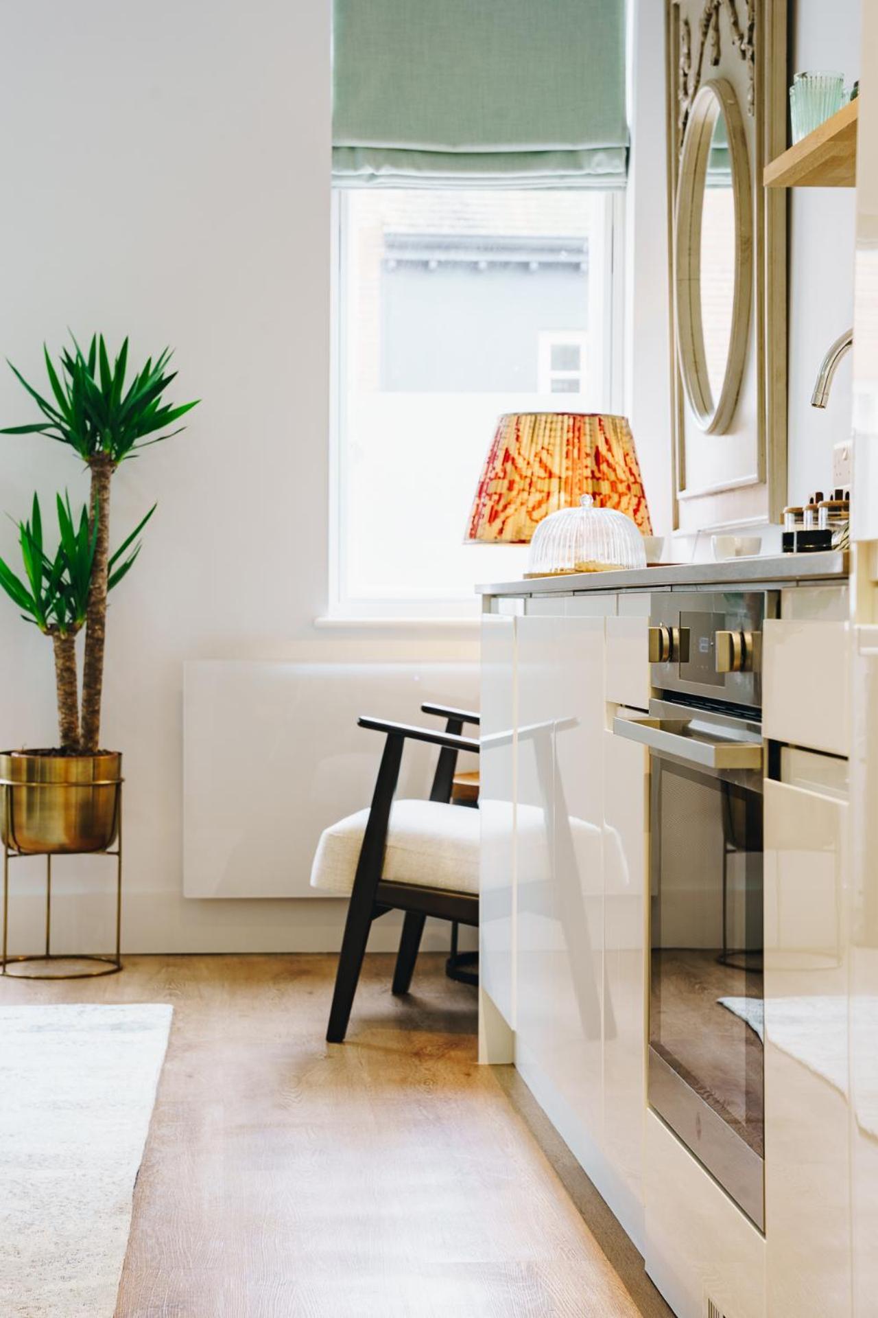 South Street Apartments Чичестер Экстерьер фото