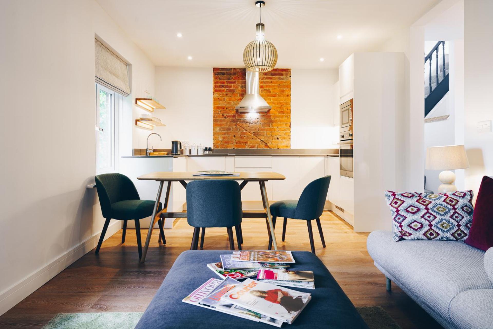 South Street Apartments Чичестер Экстерьер фото